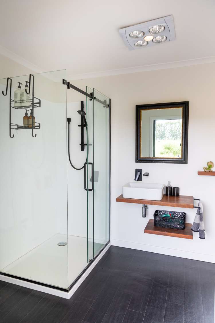 1334 Riversdale Waikaia Road Gore Surrounds_16