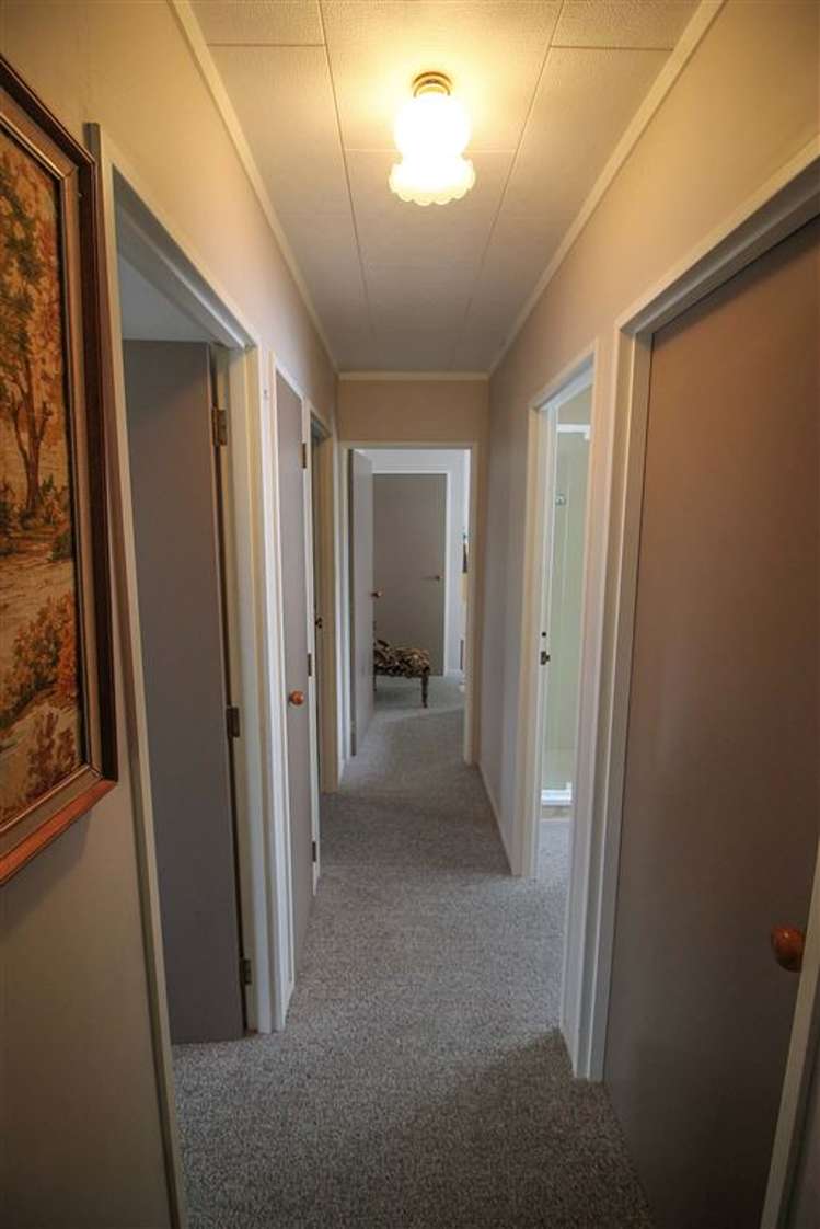 8 Russell Avenue Te Aroha_5