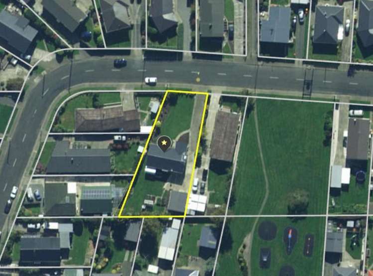 63 Edinburgh Crescent Waikiwi_22