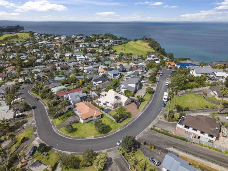 49 Kestrel Heights Arkles Bay_36