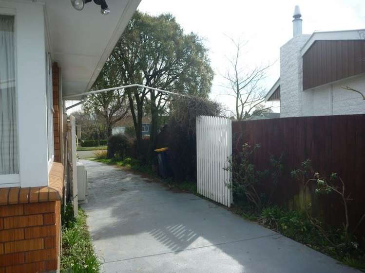 6 Hussar Place Hoon Hay_12