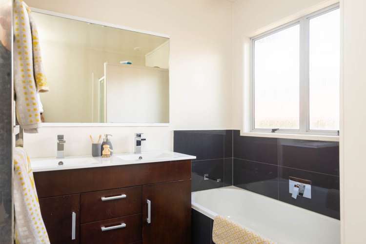 2/218 East Coast Road Forrest Hill_17