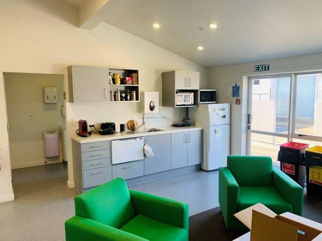 2/1105 Plunket Street Hastings_2