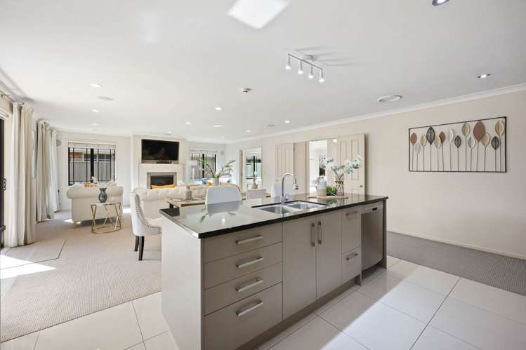 16 Erceg Way Rosehill_14