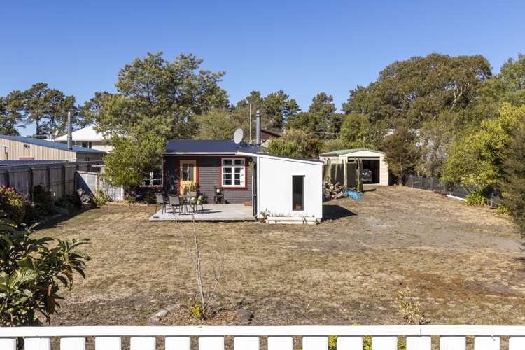 20 Ngaio Street Rarangi_14