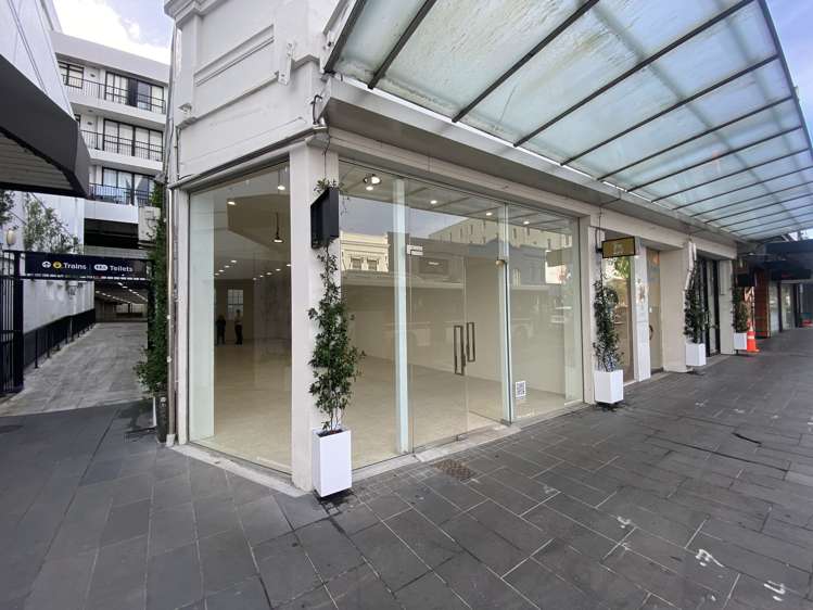 242 Broadway_0