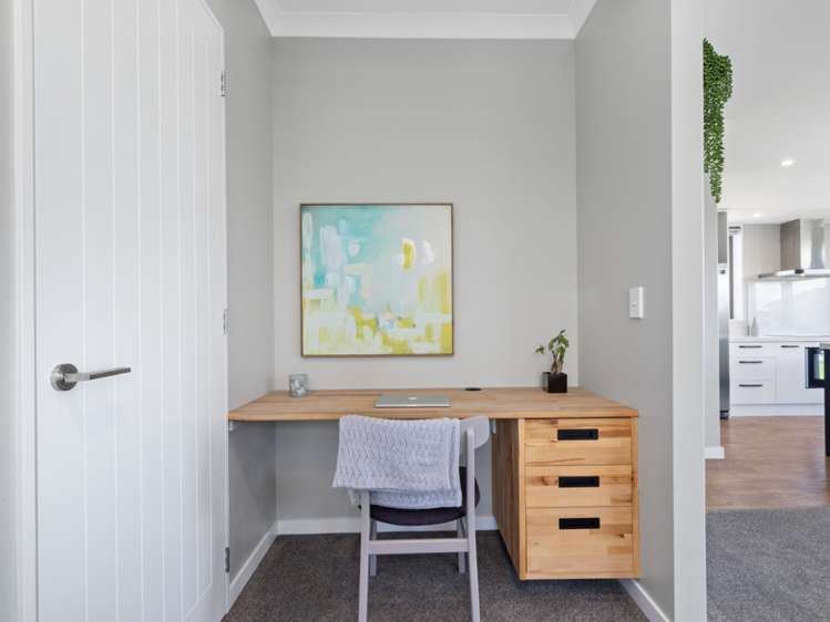 21 Corsair Crescent Burleigh_10