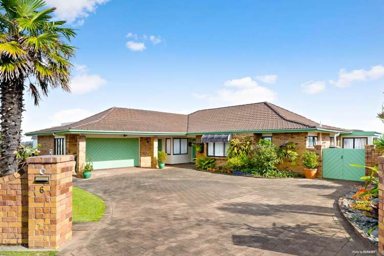 6 Embling Place Eastern Beach_0