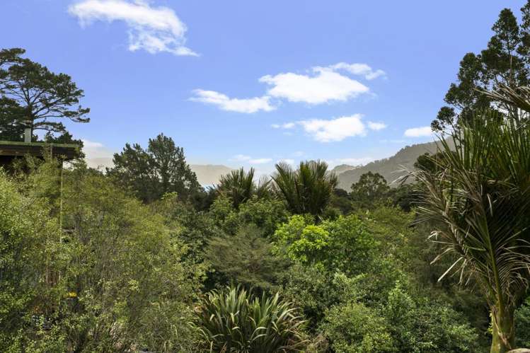 39 & 41 Upland Road Huia_6