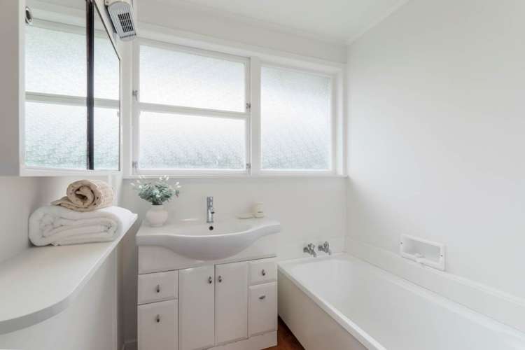 100 Donovan Street Blockhouse Bay_10