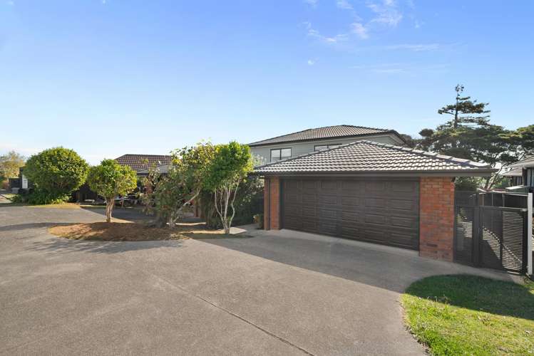 2/159 Norman Lesser Drive_2