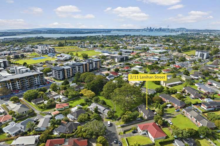 2/11 Lenihan Street Northcote_12