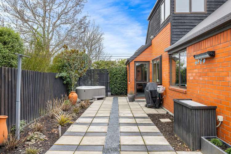 2/6 Chepstow Avenue Fendalton_21