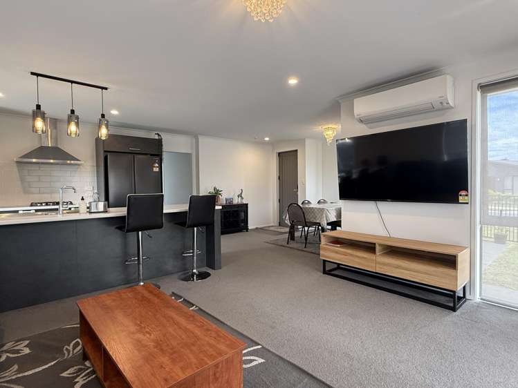 86 Hills View Drive Papamoa_5