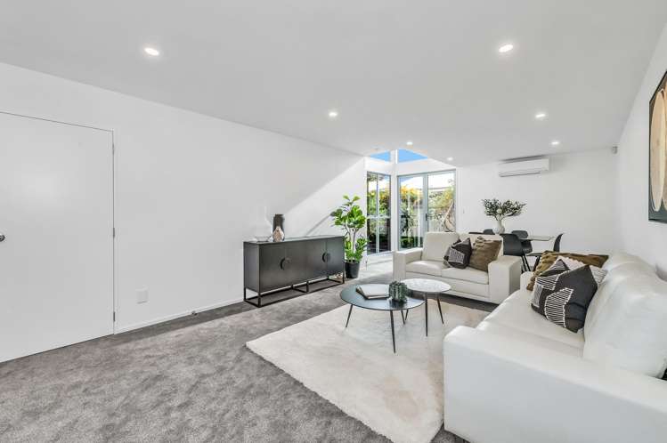 4/1010 Colombo Street Saint Albans_10