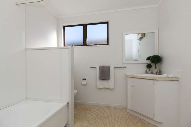 9b Alverston Street Waterview_11