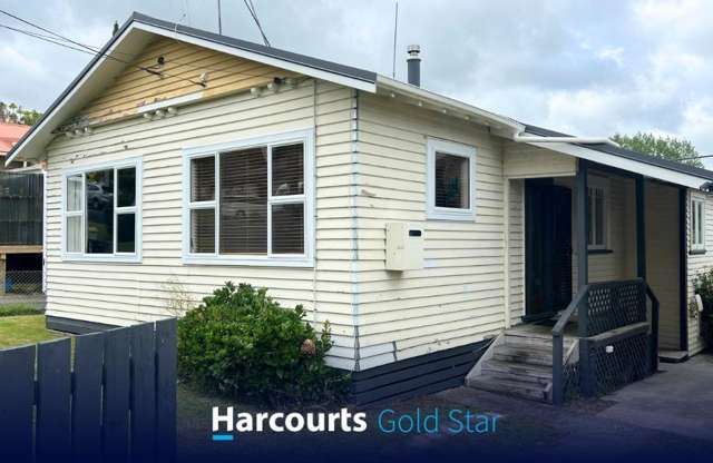 Three Bedroom House, Paeroa