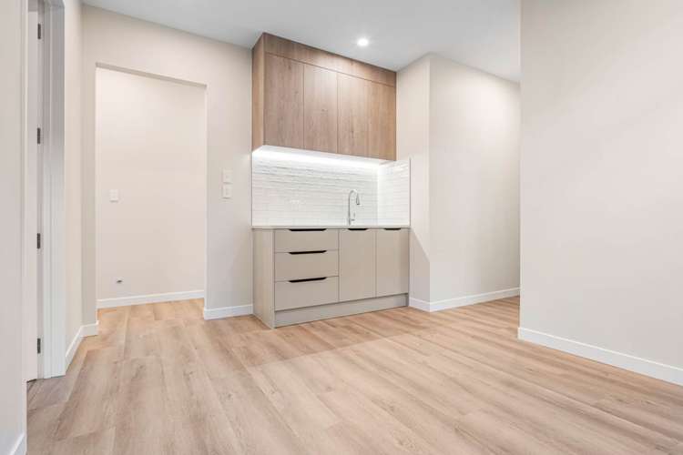 7 Henl Lane Wainui_6