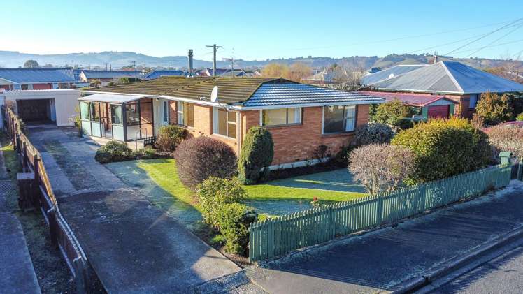 51 Carlyle Road_0