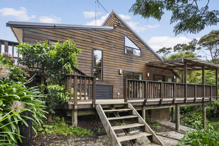 2/142 Lancaster Road Beach Haven_1