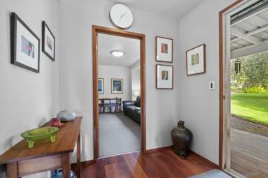 695A Esdaile Road_4