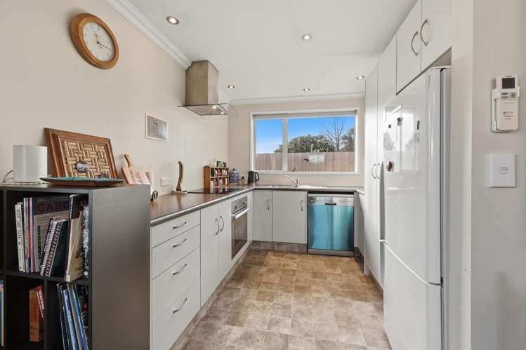 a/8 Victoria Street Mosgiel_3