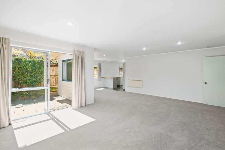 2/12 Heathcote Street_3