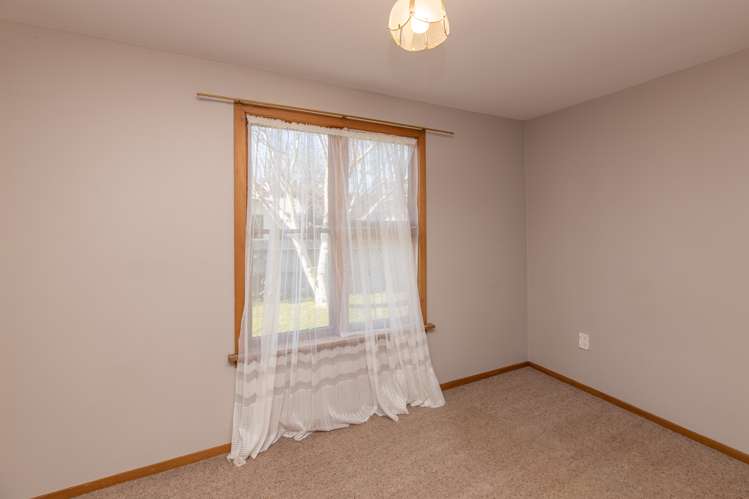 8 Kain Street The Pines Beach_22