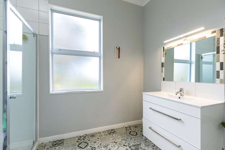 22A Ferry Road Spring Creek_15