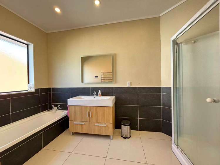 7 Rochester Crescent Somerville_12