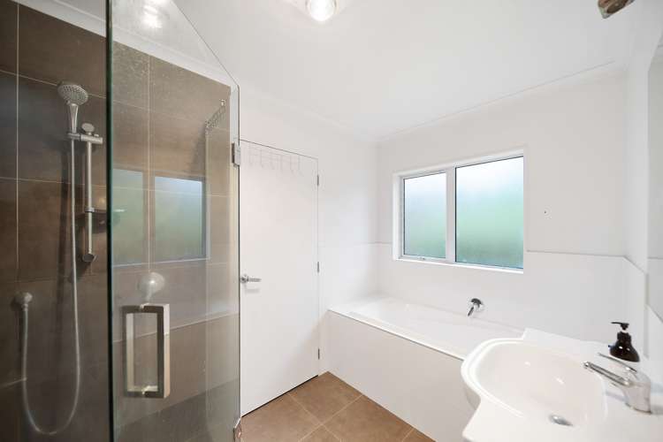 32 Heather Green Avenue Meremere_12