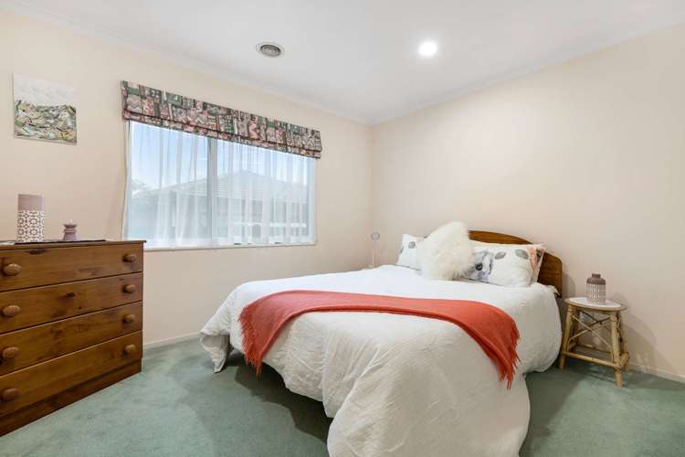 55 Basley Road Owhata_13