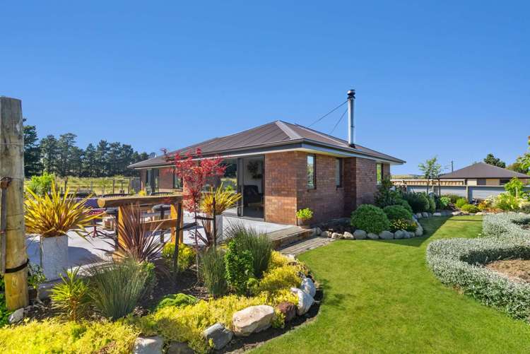 2/32 Glenmark Drive Waipara_12