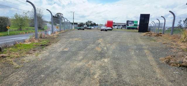Prime Yard Space Available for Sub-Lease in Drury