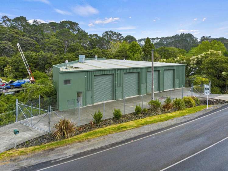 78 Waitakere Road Waitakere_1