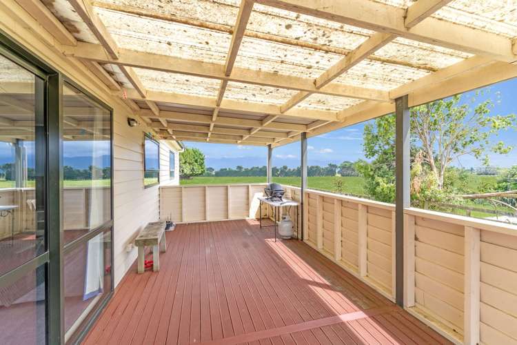 2768 Lake Ferry Road Martinborough_17