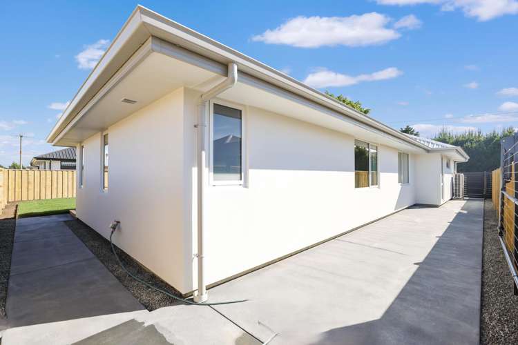 243 Racecourse Road Allenton_33