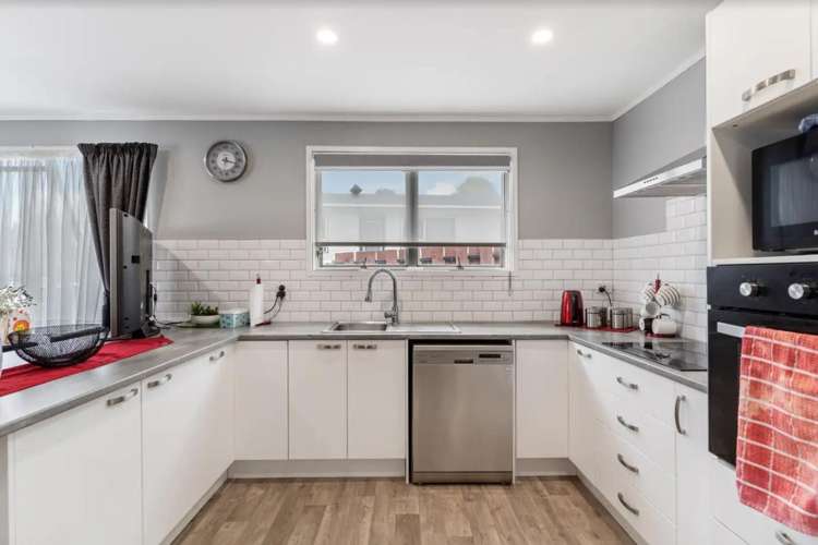 34 Burbank Avenue Manurewa_6