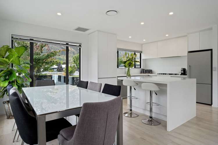 58 Erskine Street Dalefield/Wakatipu Basin_7