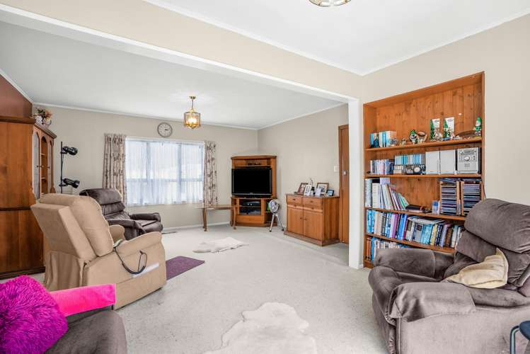178 Wellington Road Wainuiomata_7