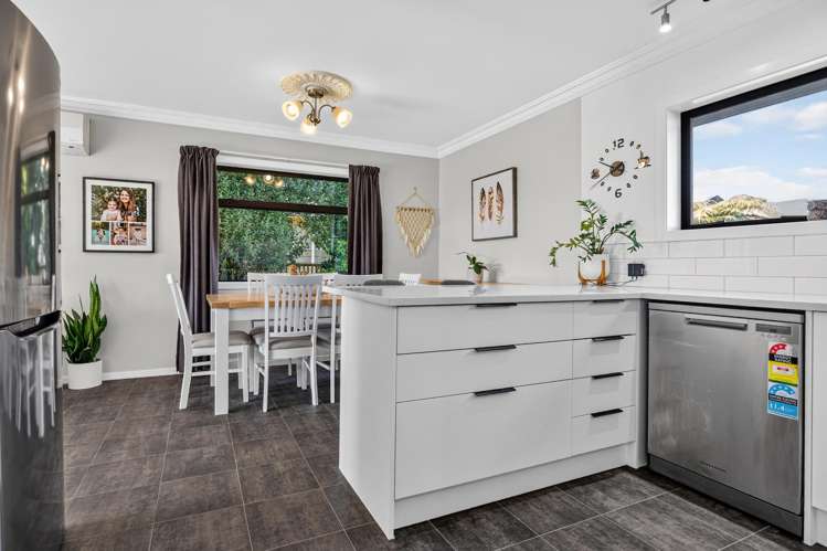 52B Amanda Avenue Dinsdale_9