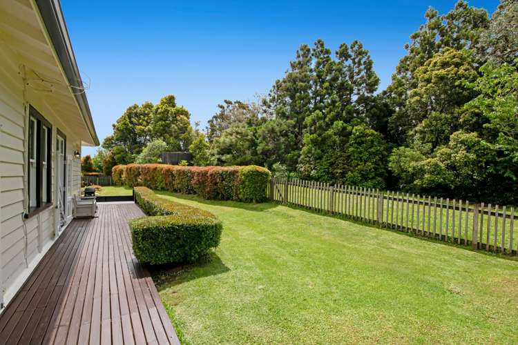 11 Burne Road Waitoki_31