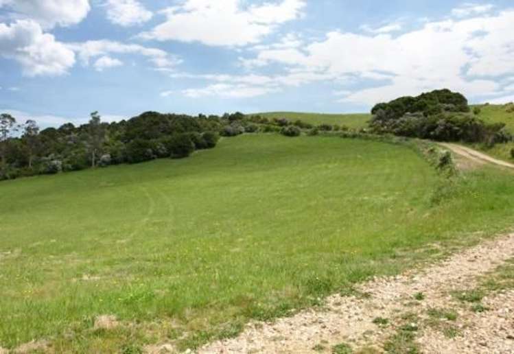 379b Cowes Bay Road Waiheke Island_13