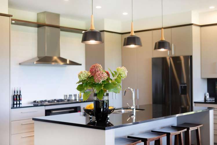 195 Batty Road Kingseat_12