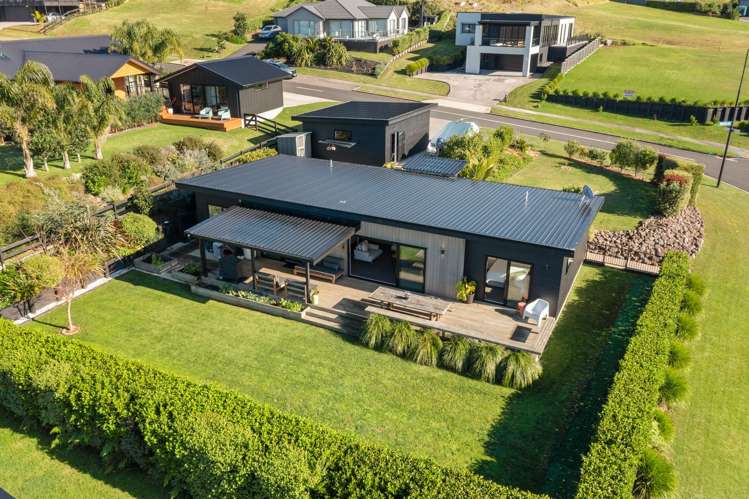 19 Ataahua Views Terrace Wharekaho_17