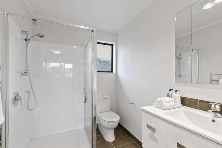 15 Swansea Street Khandallah_13