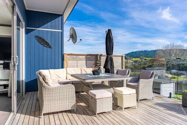 Sun Soaked Coastal Living Must Be Sold!