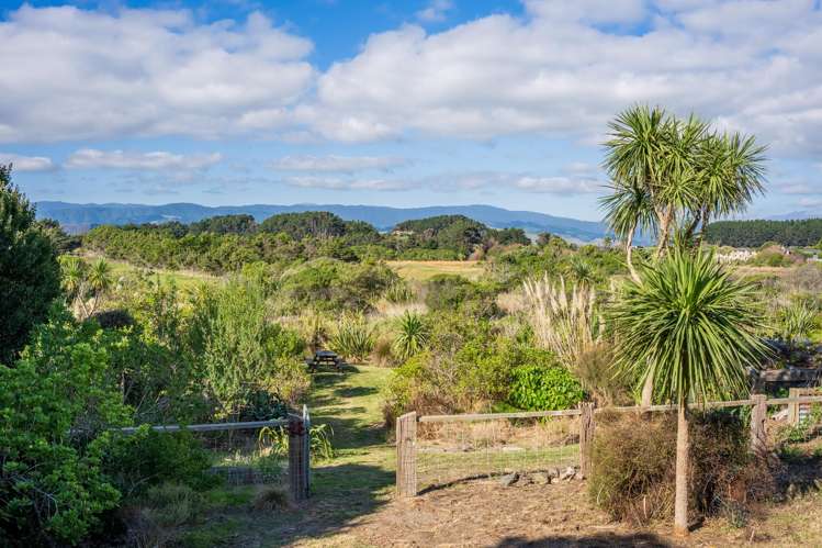 4 Moana Street Otaki Beach_23