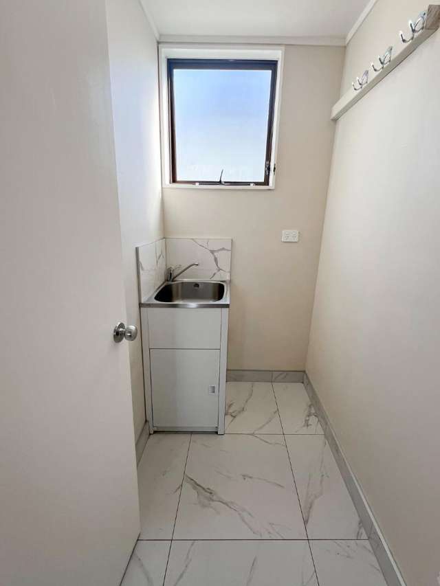 3/25a Beach Road 1801_4