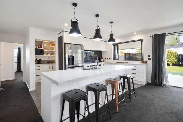 141 Pharazyn Street Feilding_2